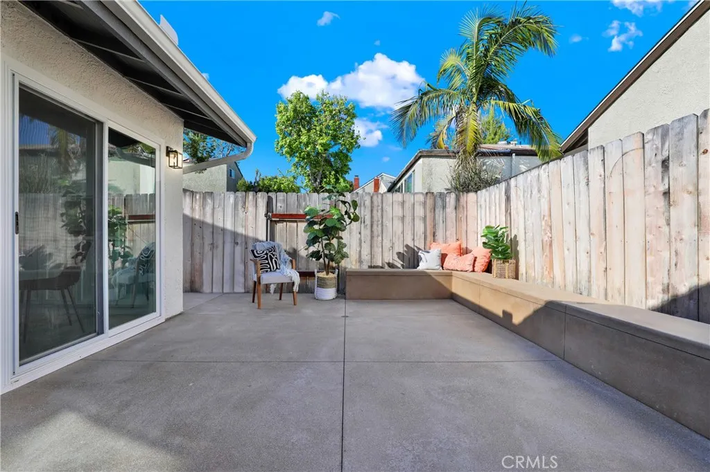 https://cdn.realtyfeed.com/cdn/127/306677794/0a04421cc1c981f4f4fbe9ffcddee037.webp