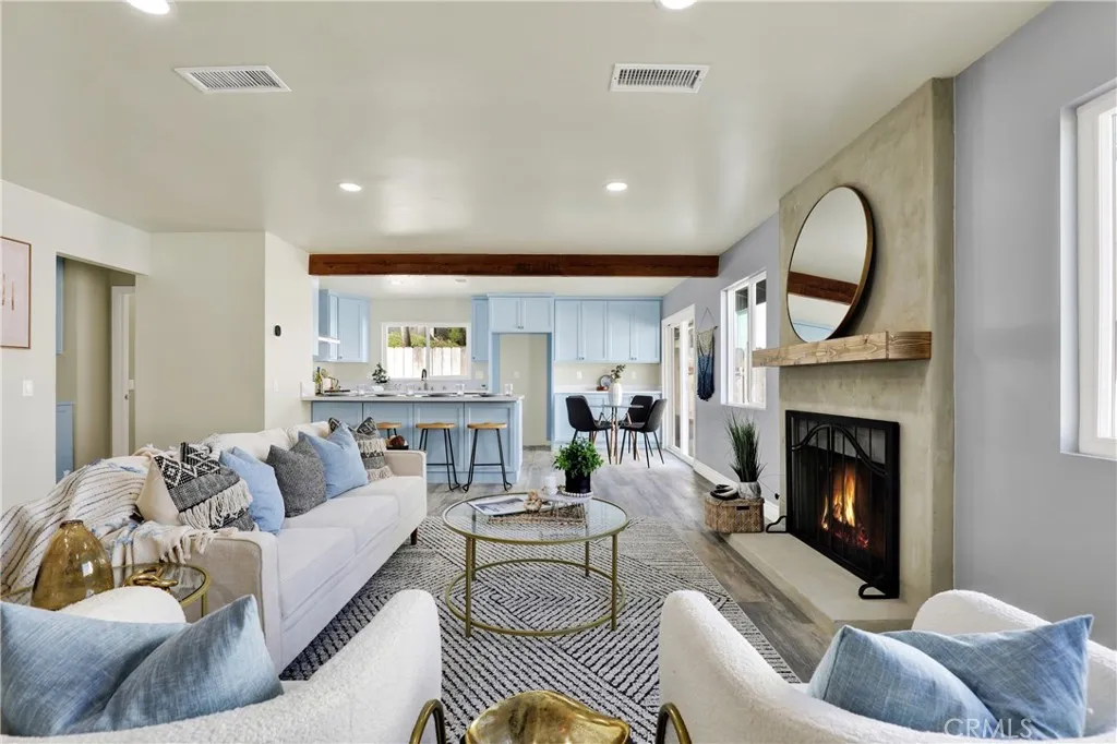 https://cdn.realtyfeed.com/cdn/127/306677794/3b1dc33211c4d5e65f1cae5bc5760266.webp