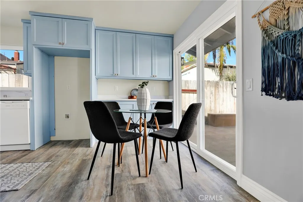 https://cdn.realtyfeed.com/cdn/127/306677794/72f6a83b5cb9ca027303e25b4e10372e.webp