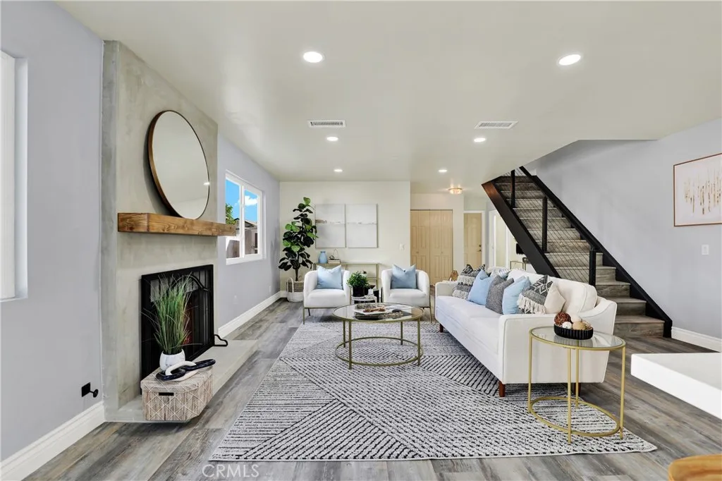 https://cdn.realtyfeed.com/cdn/127/306677794/83e3ba33975443d5961356e9847cc2c4.webp