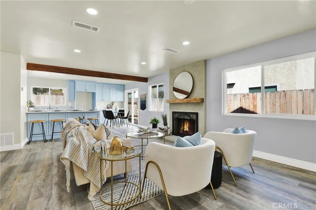 https://cdn.realtyfeed.com/cdn/127/306677794/a1f042c79dd81970c83e7ef1d86c107b.webp