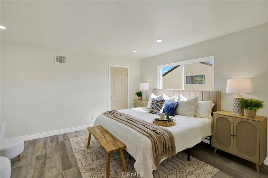https://cdn.realtyfeed.com/cdn/127/306677794/ce04d1c7fb313ddafd85a8c0fbf4da62.webp