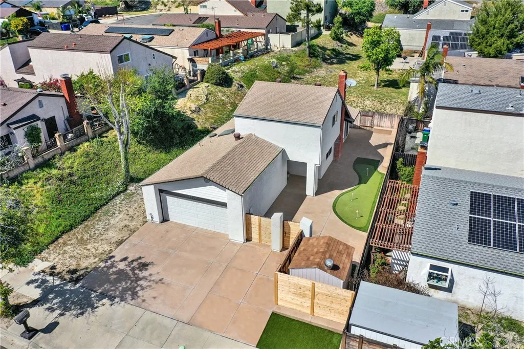https://cdn.realtyfeed.com/cdn/127/306677794/e24962e9fe2f8f5cf8bcb2503dc21ba4.webp