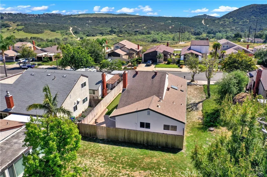 https://cdn.realtyfeed.com/cdn/127/306677794/e8d9ad0dade9427859fdd0b4b55c877e.webp