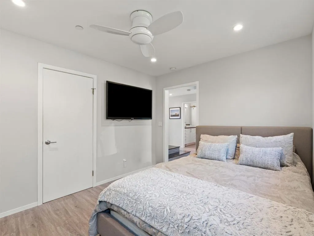 https://cdn.realtyfeed.com/cdn/127/306677815/4e5c3578cb86e85600f485cff478e8bf.webp