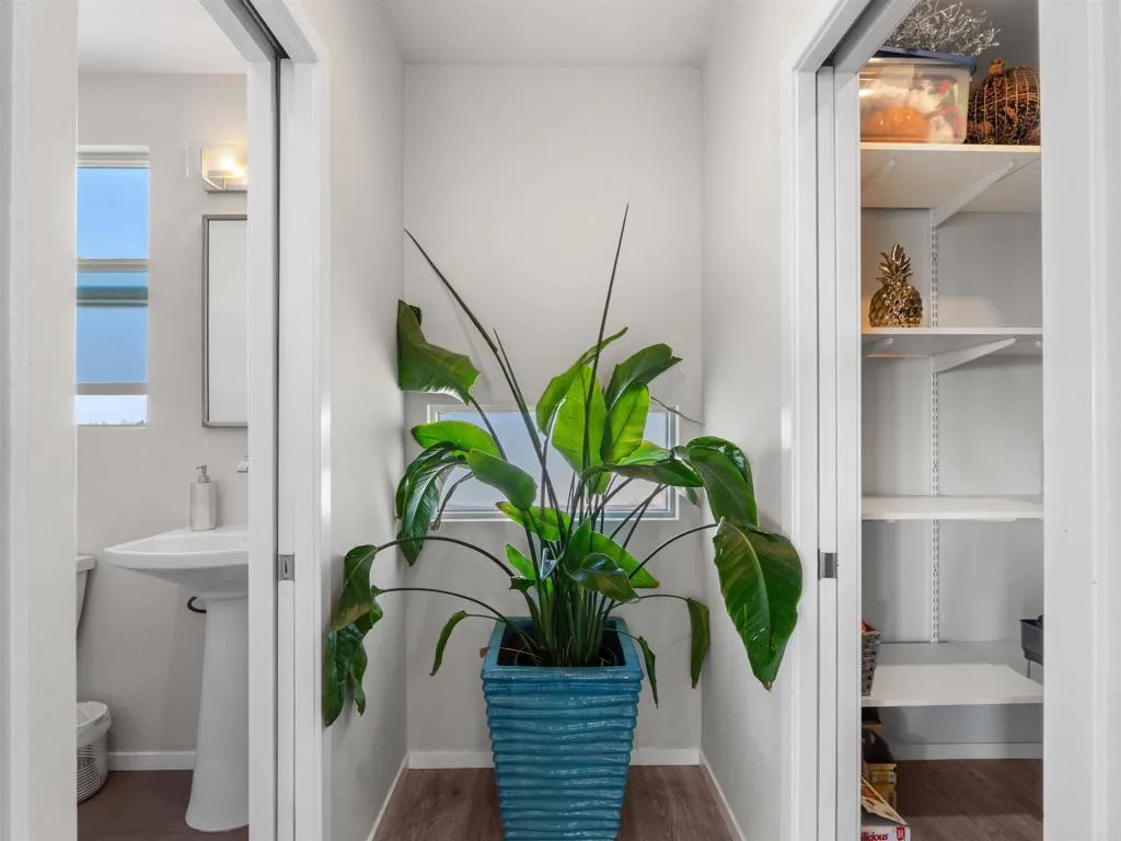 https://cdn.realtyfeed.com/cdn/127/306677815/7f430ddf43a96bf6f82a734bafa65ed3.webp