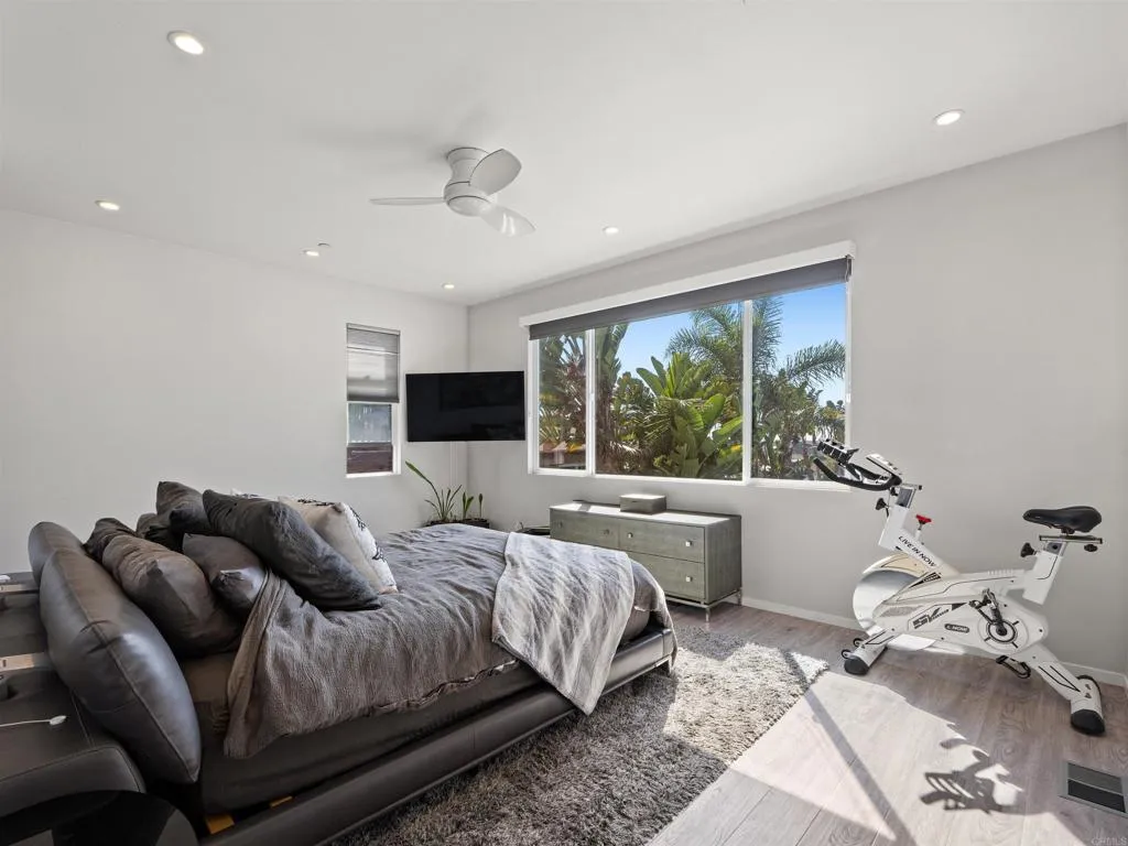 https://cdn.realtyfeed.com/cdn/127/306677815/dc94fe729bca5ed23cad8a19e39ba930.webp