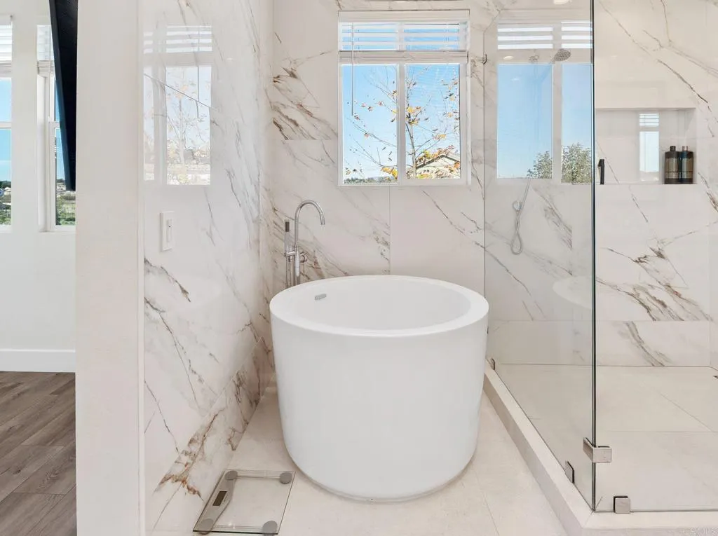 https://cdn.realtyfeed.com/cdn/127/306677817/4931f5df4037ecd86e4b28514f258464.webp