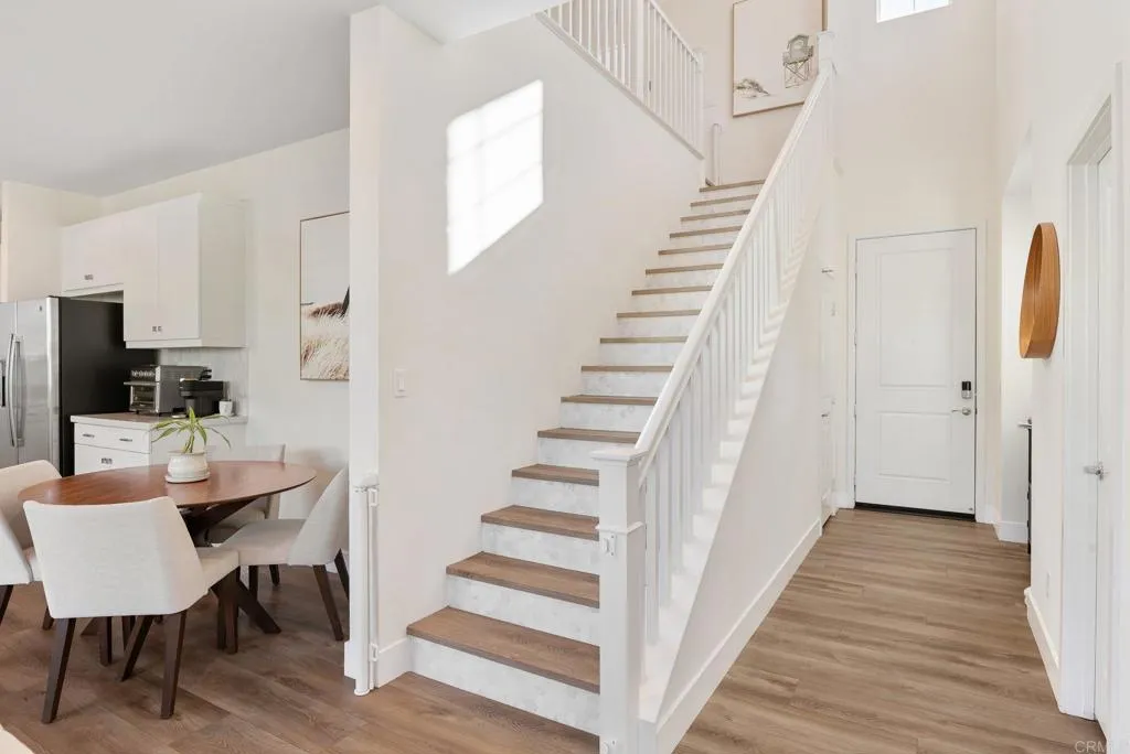 https://cdn.realtyfeed.com/cdn/127/306677817/70c65ca4ab835eeea9209281918823bd.webp