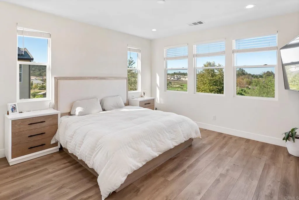 https://cdn.realtyfeed.com/cdn/127/306677817/7ab89a725d5f15245b3ea675827c2460.webp