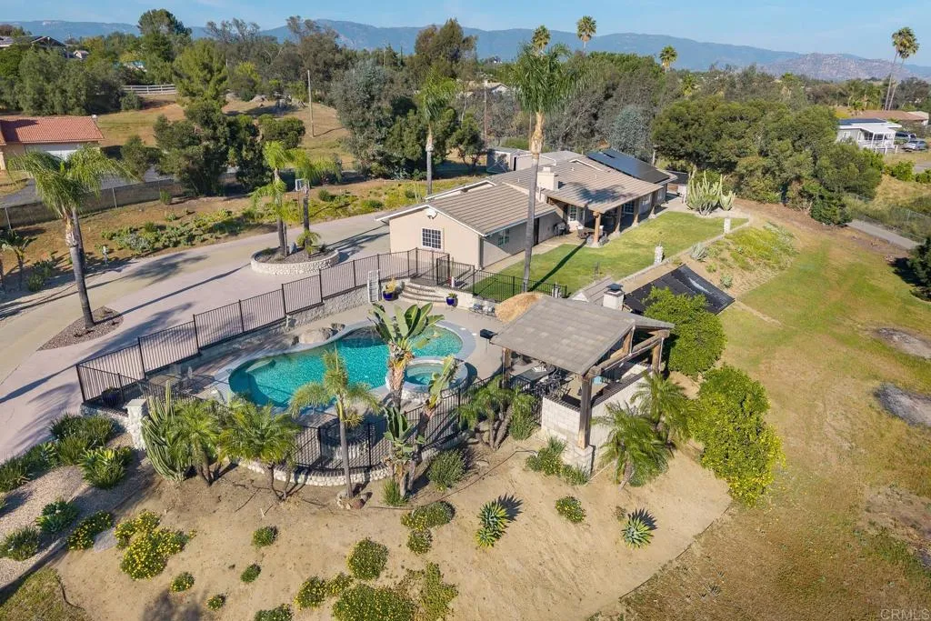 https://cdn.realtyfeed.com/cdn/127/306677844/2ce8b16246acc3429d5a58d652089b9a.webp