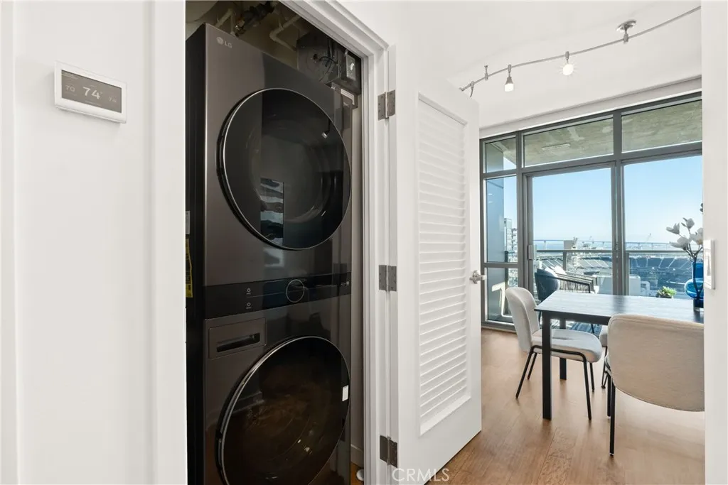 https://cdn.realtyfeed.com/cdn/127/306677852/1d9f957c31ca3756c6a230c486c75c8a.webp