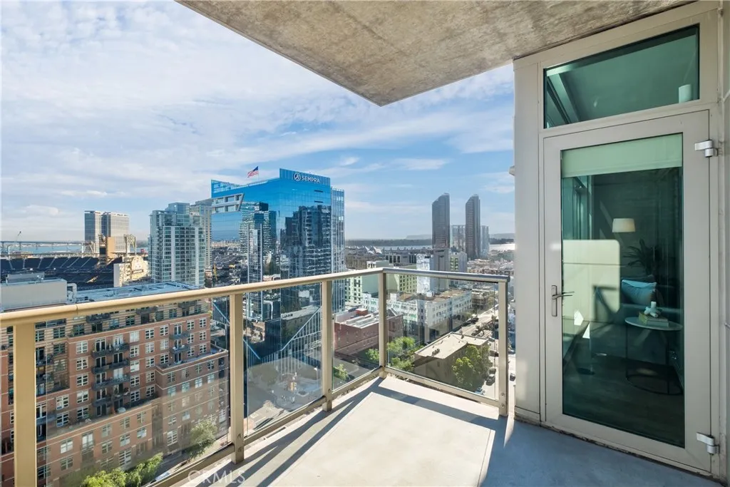 https://cdn.realtyfeed.com/cdn/127/306677852/3848f1c33fa35933fb424106272c0bbb.webp