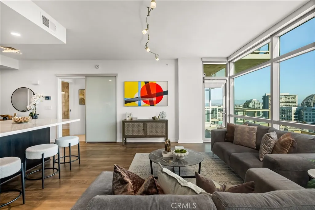 Photo #20: TR26067048 Listing: Photo #20