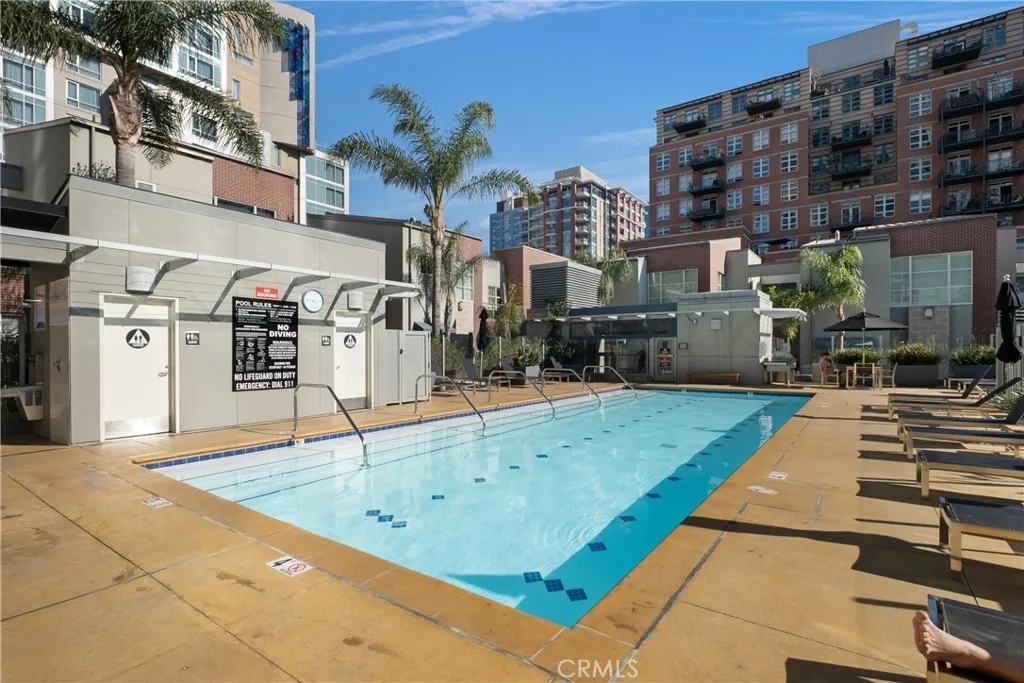 https://cdn.realtyfeed.com/cdn/127/306677852/b2722461101e04f131c646bfd87653c8.webp