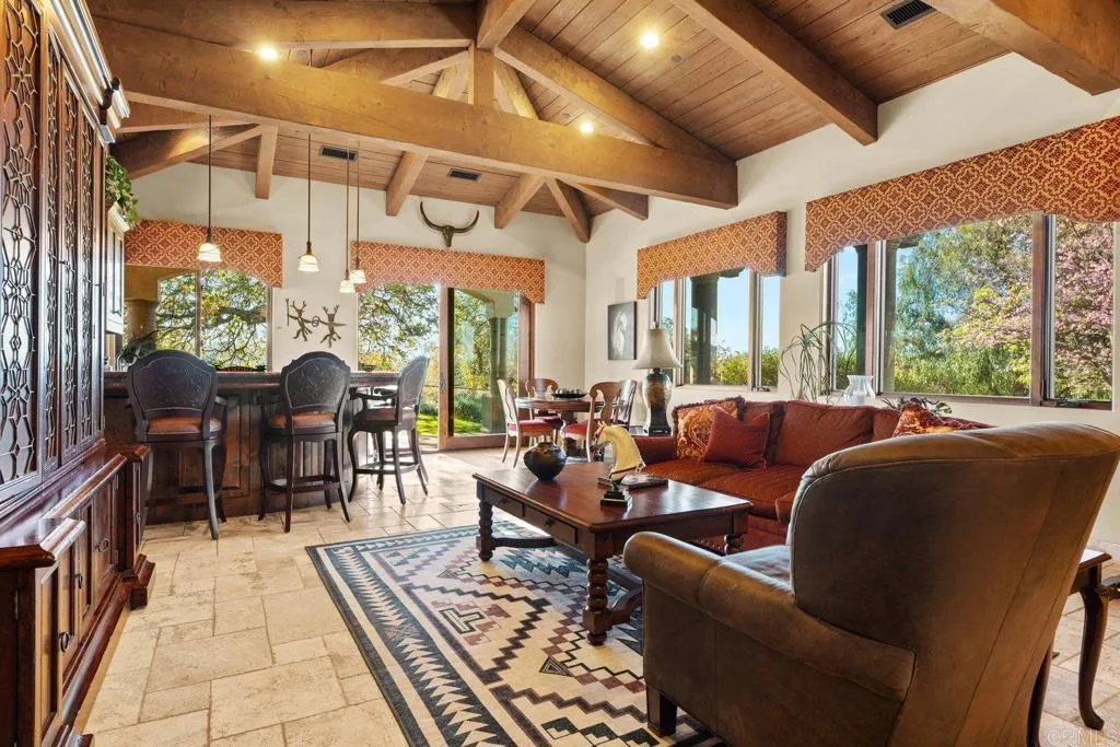 https://cdn.realtyfeed.com/cdn/127/306677865/55d2c0052d0c7c06e5b9b0d5cada6f37.webp