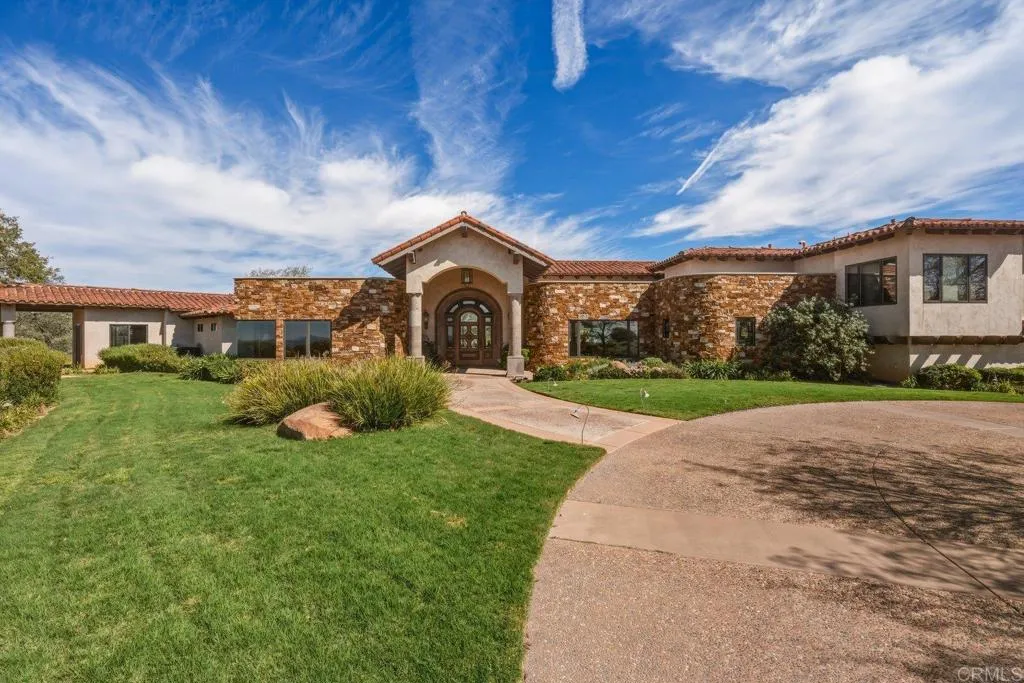 https://cdn.realtyfeed.com/cdn/127/306677865/5bc4a8b98ac2ace0c3d8412fd93c2953.webp