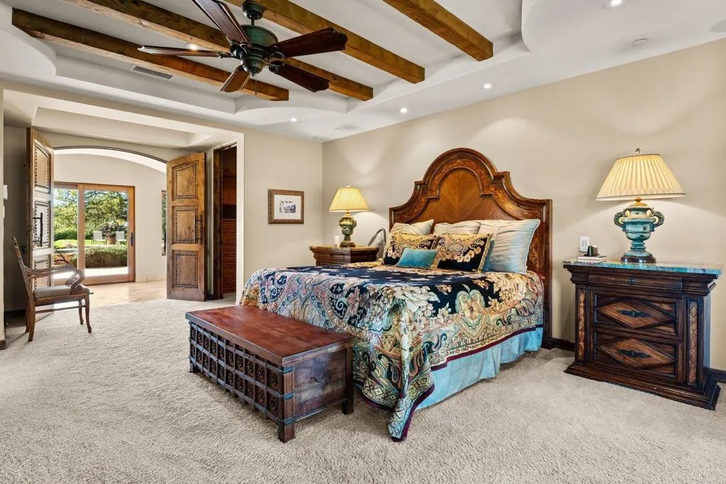 https://cdn.realtyfeed.com/cdn/127/306677865/f6beefc3be10f3b739d2c599940ad1e2.webp