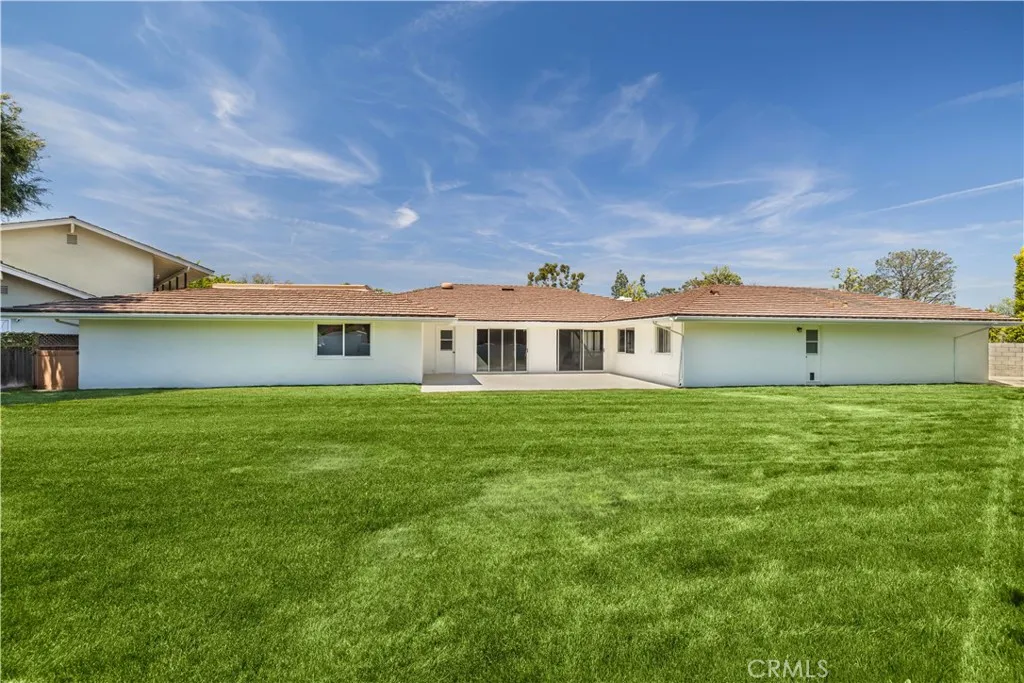 807 Aldebaran Circle, Newport Beach, CA 92660 - Photo 3 of 12, Newport Beach, CA