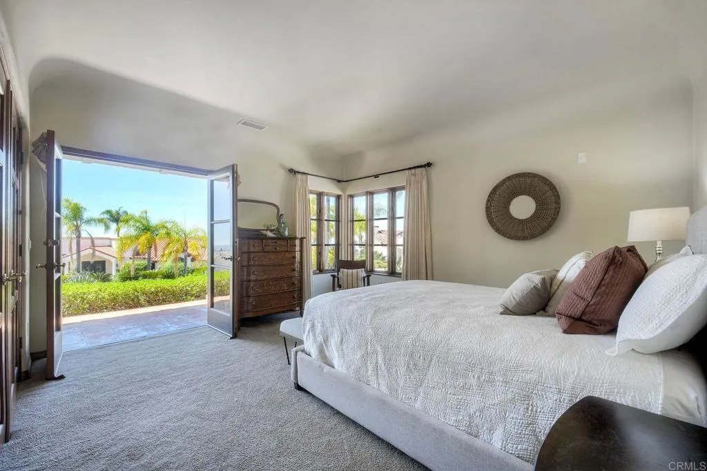https://cdn.realtyfeed.com/cdn/127/306677969/2f53360aa0c37d6ca6a947bc136a7f91.webp