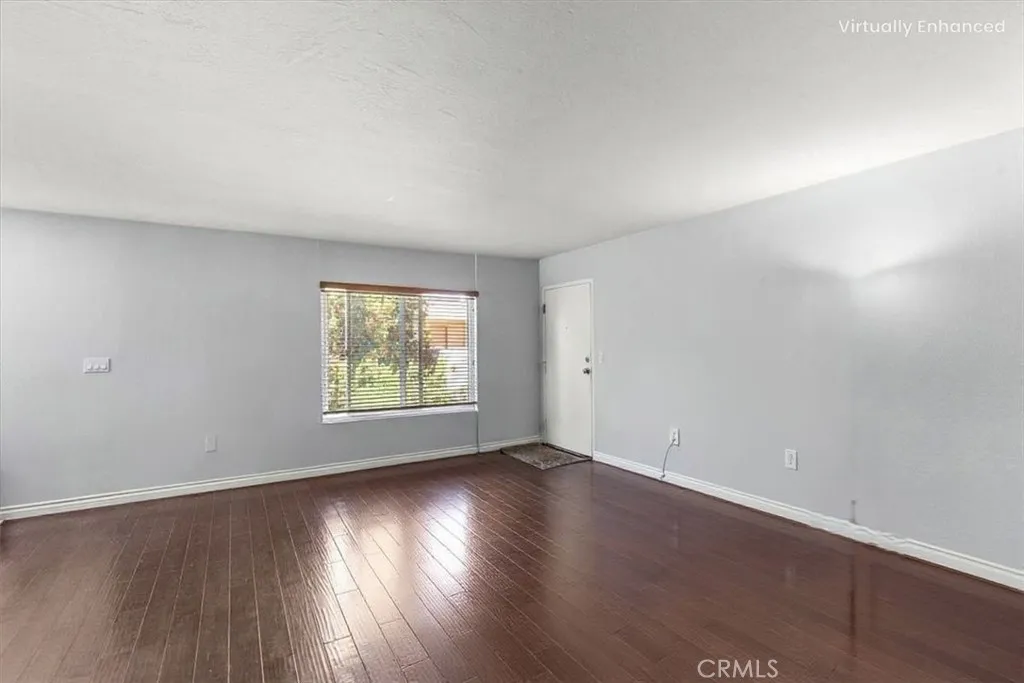 Photo #7: CV26041707 Listing: Photo #7