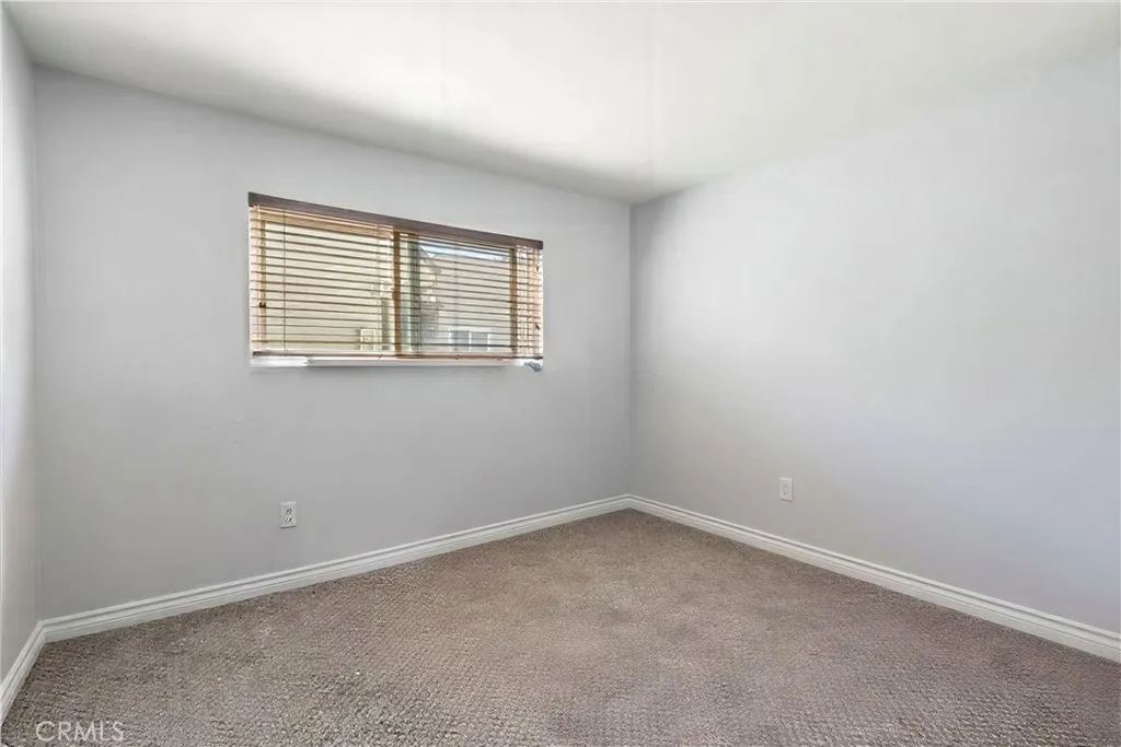 https://cdn.realtyfeed.com/cdn/127/306677971/ff463c307647c412b70fbea5070f3f0b.webp