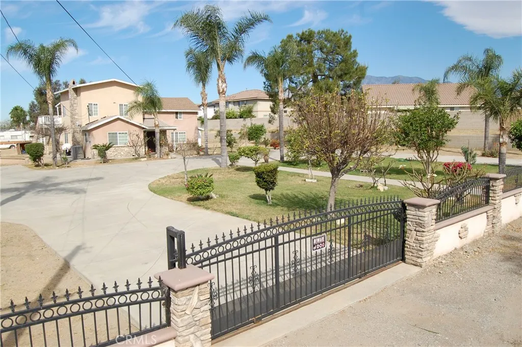 Fontana, CA 92335