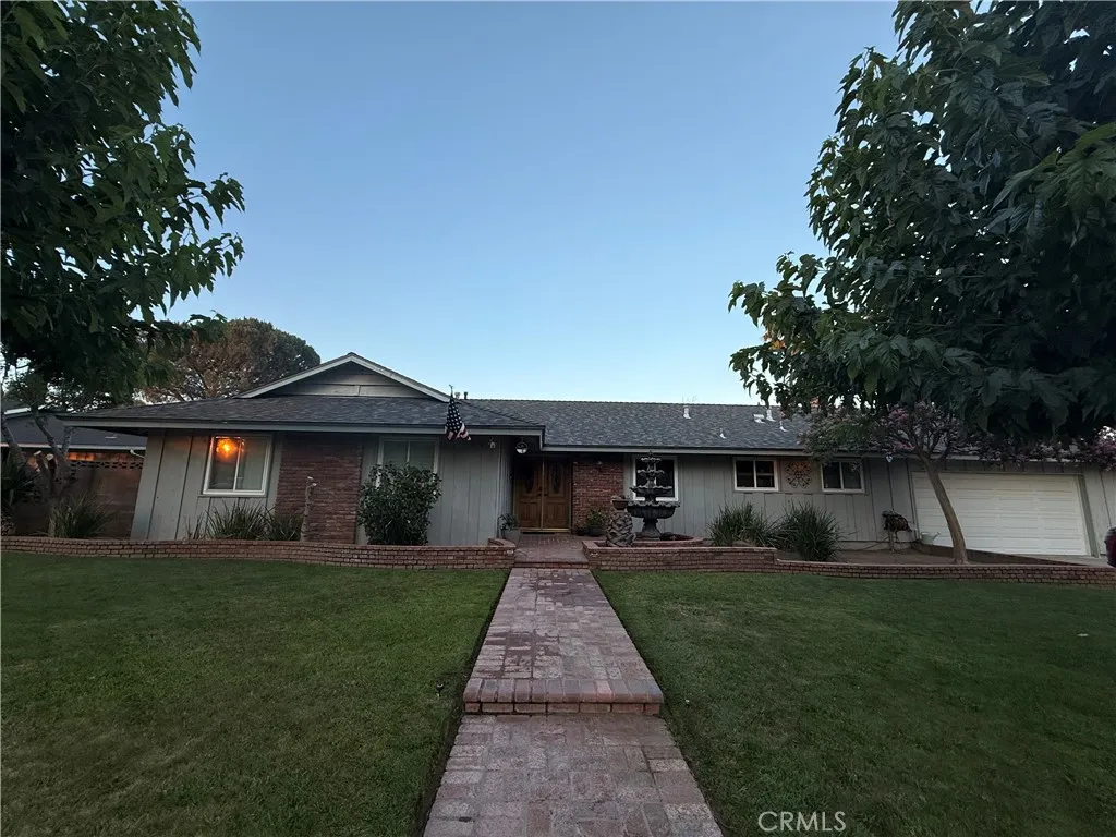 Banning, CA 92220