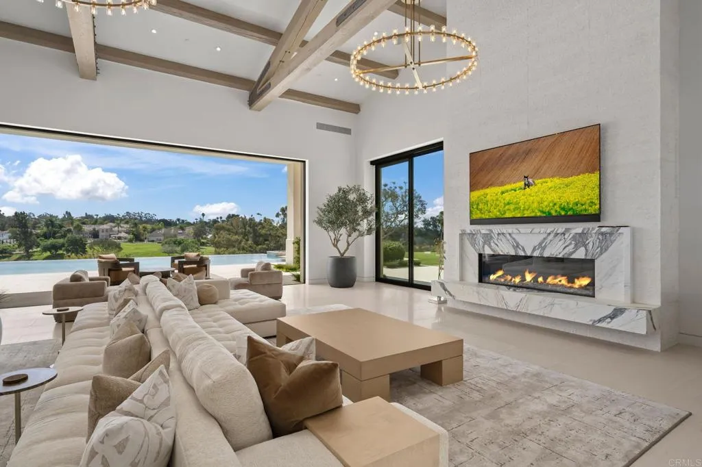 https://cdn.realtyfeed.com/cdn/127/306678053/1031460732734c18d7def9fdc5170538.webp