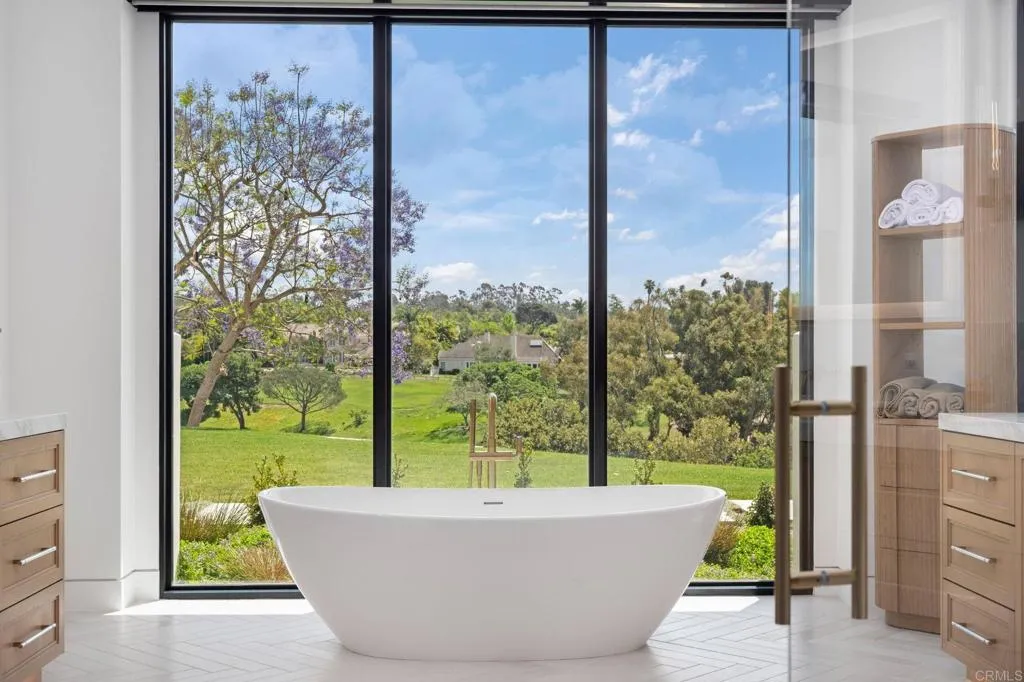 https://cdn.realtyfeed.com/cdn/127/306678053/f95597413ea6942b4eeb2c10b57f3603.webp