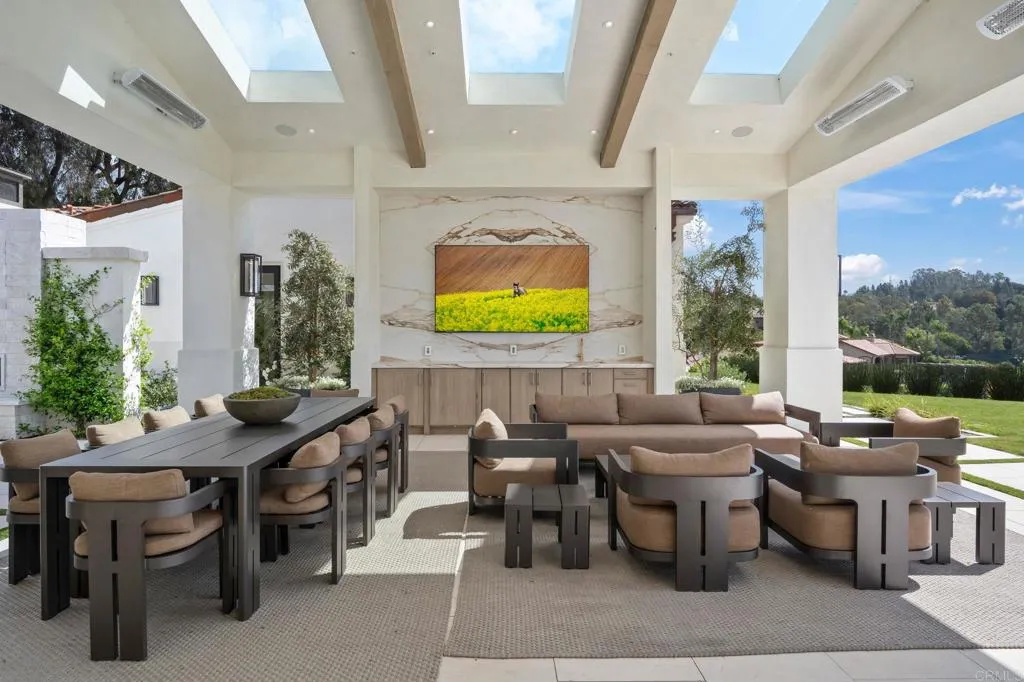 https://cdn.realtyfeed.com/cdn/127/306678053/fb739a1a66d294a0f066ab0fa26960b7.webp