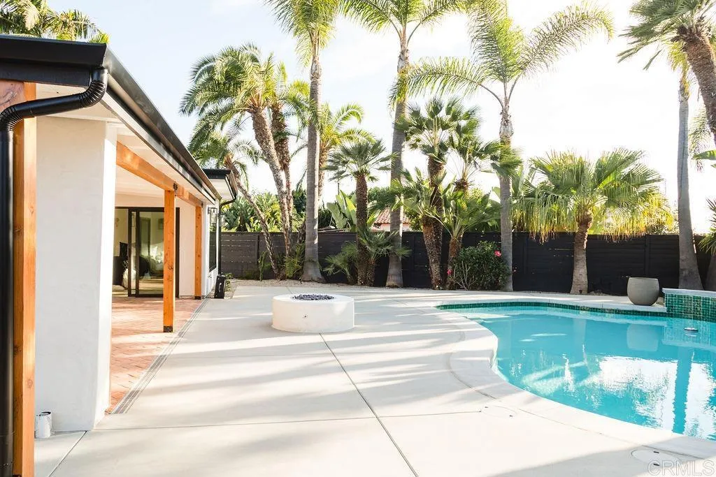 https://cdn.realtyfeed.com/cdn/127/306678077/1a0cec57b0928ee52232b04246055566.webp
