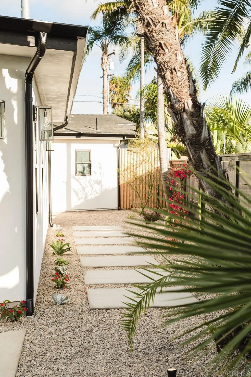 https://cdn.realtyfeed.com/cdn/127/306678077/8006273337fa0a701be773173c4e7957.webp