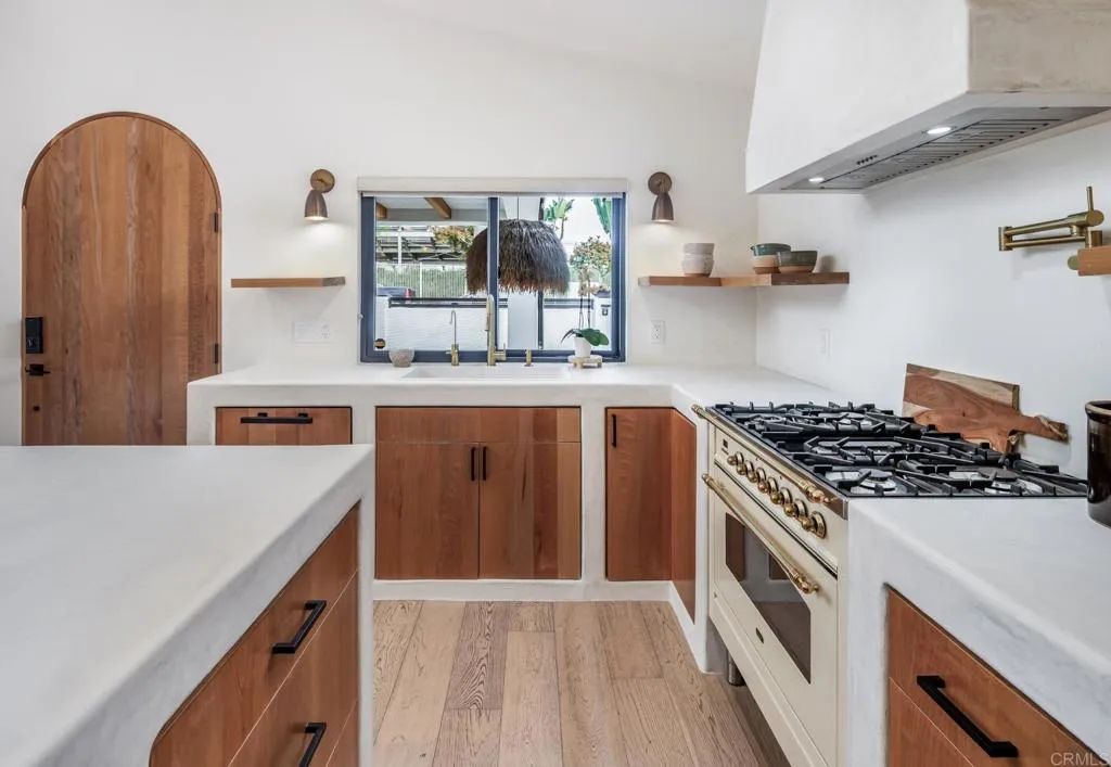 https://cdn.realtyfeed.com/cdn/127/306678077/918b3c99ddaa50d9396c33225d49c9c1.webp
