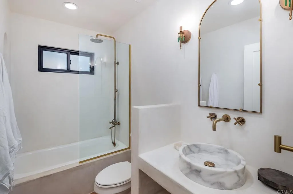 https://cdn.realtyfeed.com/cdn/127/306678077/e09fb870a394e9603fcaa10565f8c777.webp