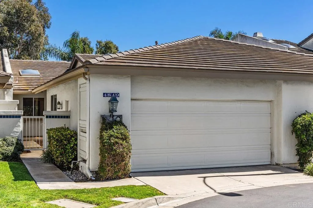 https://cdn.realtyfeed.com/cdn/127/306678108/a7dcd8e8821f4a1e76c632658485ccb7.webp