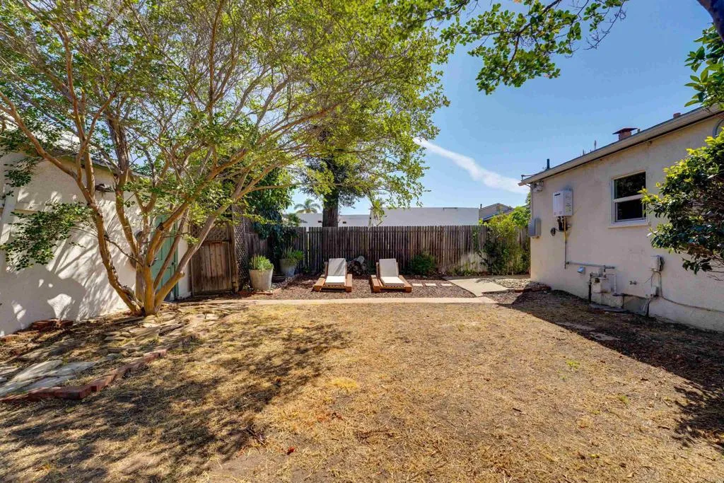 https://cdn.realtyfeed.com/cdn/127/306678294/2b4a9807780f2e36db9ff4bb24b71834.webp