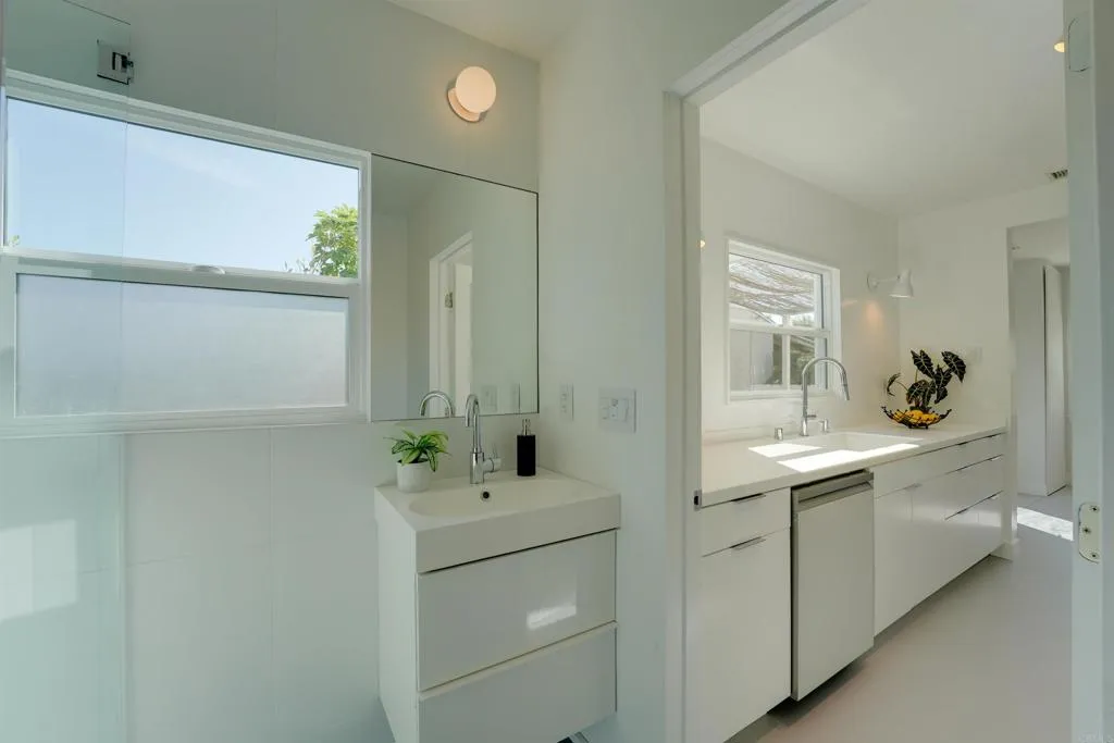https://cdn.realtyfeed.com/cdn/127/306678294/3dcdc8bb508b79d93d7b9e43e3cd5e5d.webp