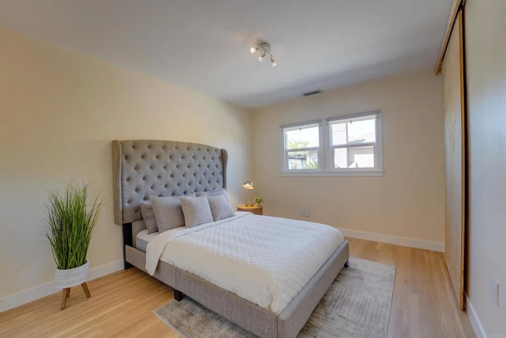 https://cdn.realtyfeed.com/cdn/127/306678294/c755ed26c9ed4da7cd4642d96a5f839d.webp