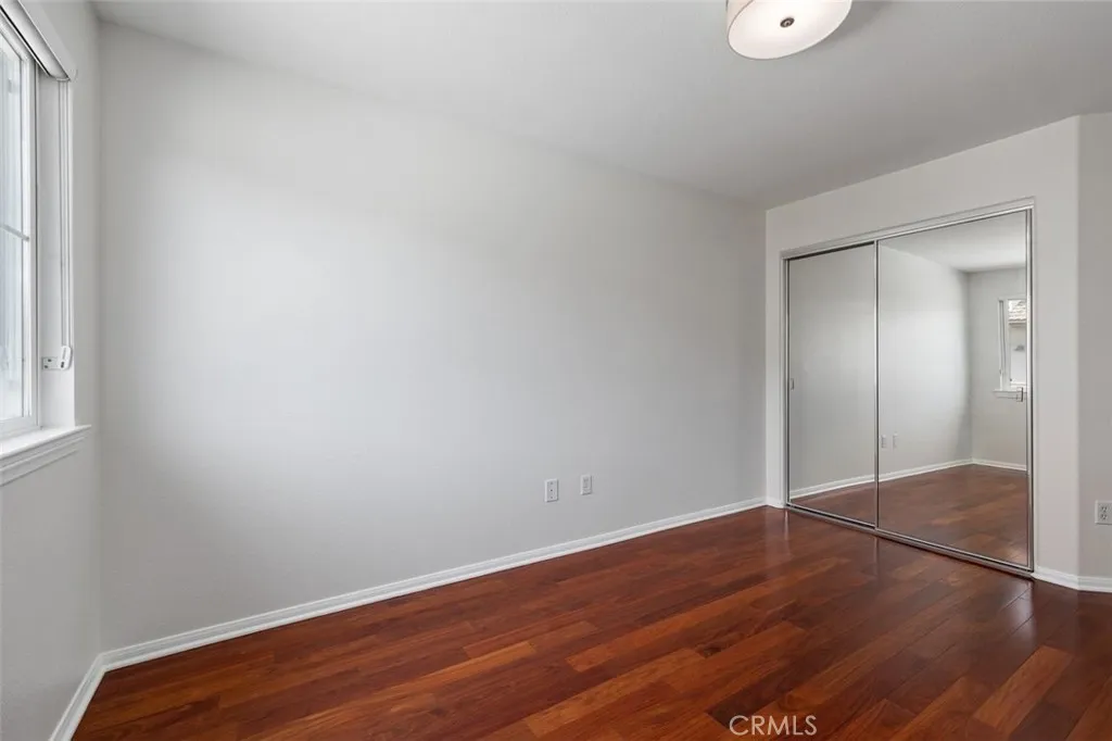 https://cdn.realtyfeed.com/cdn/127/306678296/050f8d813ac813a02b15972e43b71ad1.webp