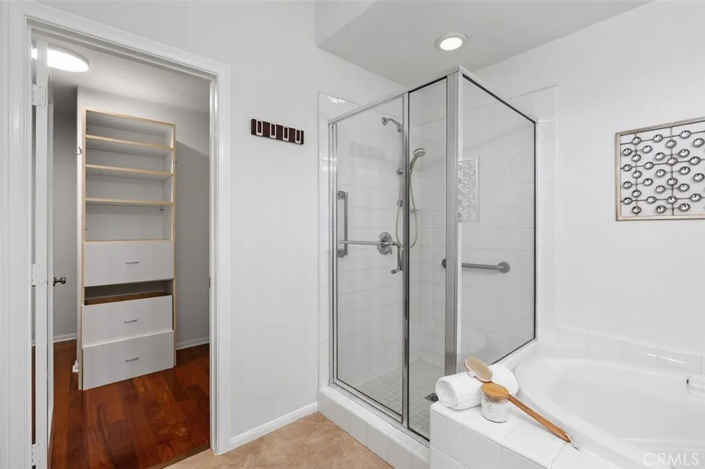 https://cdn.realtyfeed.com/cdn/127/306678296/411b6f19c4276c5fbd06b59feebaa61b.webp