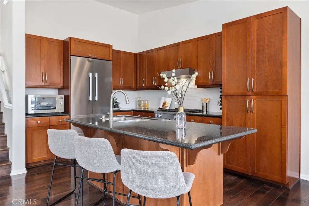 https://cdn.realtyfeed.com/cdn/127/306678296/68dcb664eac87e0c32337a989318e638.webp