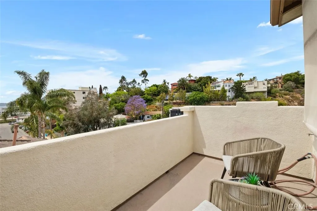 https://cdn.realtyfeed.com/cdn/127/306678296/c7e88ebb24ac568afb00c1dc1489312c.webp