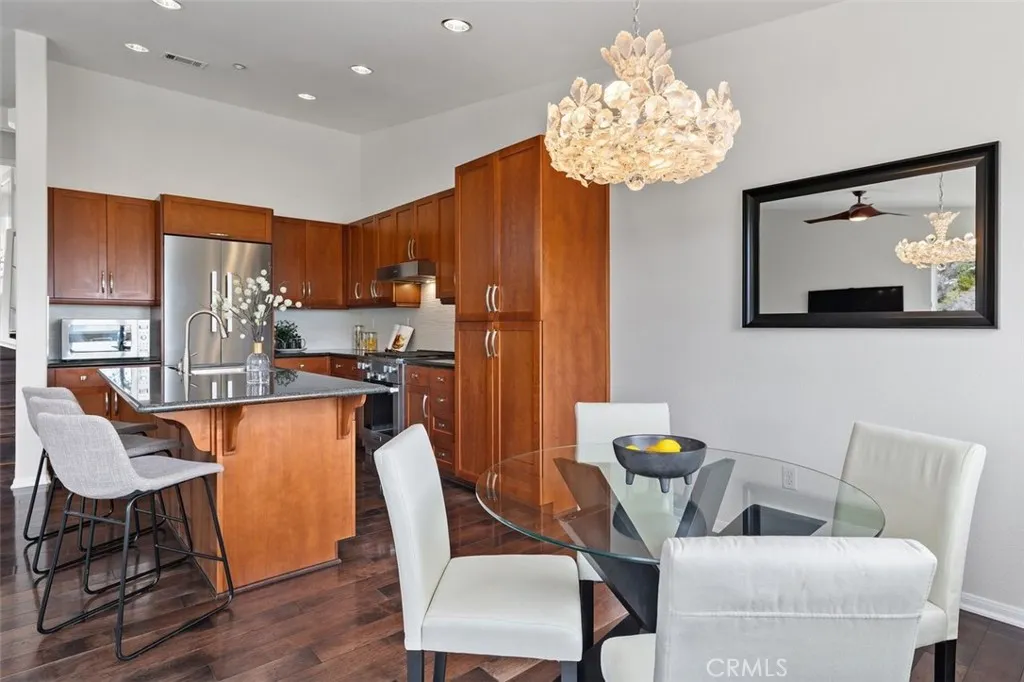 https://cdn.realtyfeed.com/cdn/127/306678296/ce3e17af2aa8450662958099c9683c32.webp