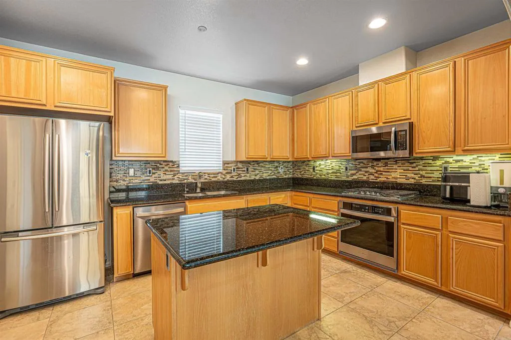 Photo #3: PTP2602353 Listing: Photo #3