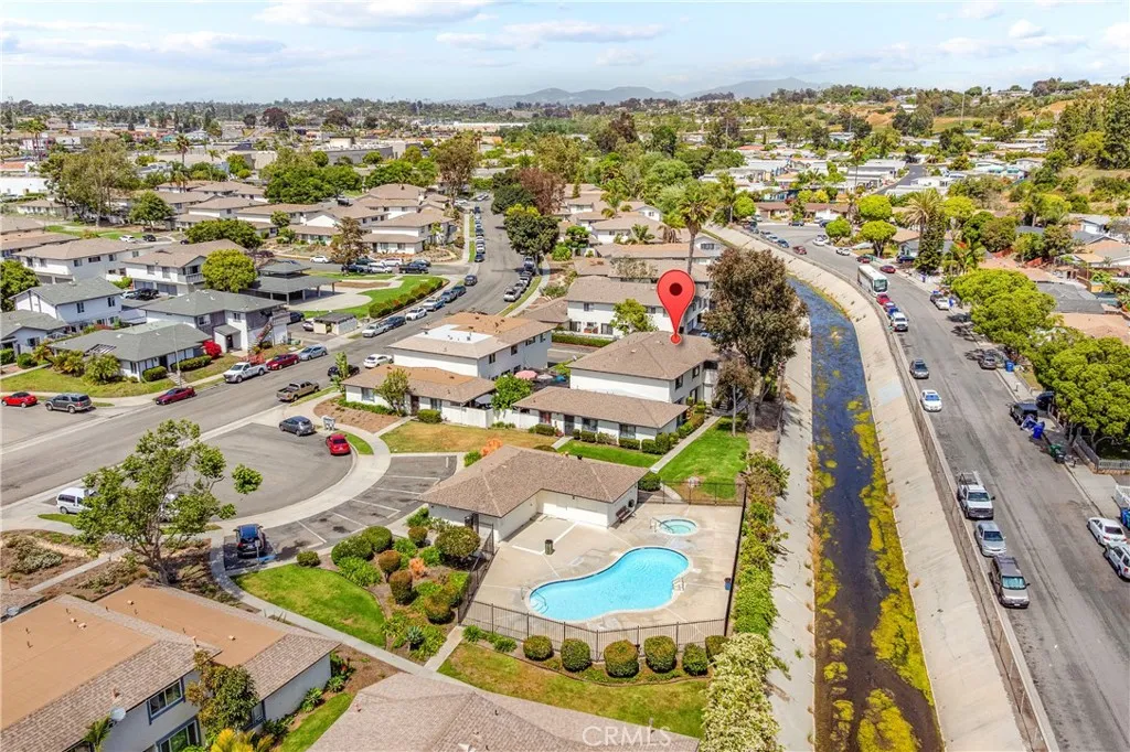 https://cdn.realtyfeed.com/cdn/127/306678326/137381fc64b66739e5be0a988059cff4.webp