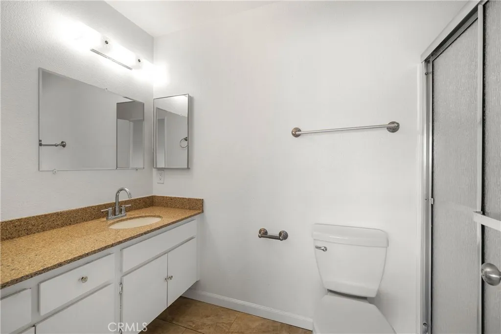 https://cdn.realtyfeed.com/cdn/127/306678326/a3a8bc40e3b394e0088f08c798f56aa7.webp