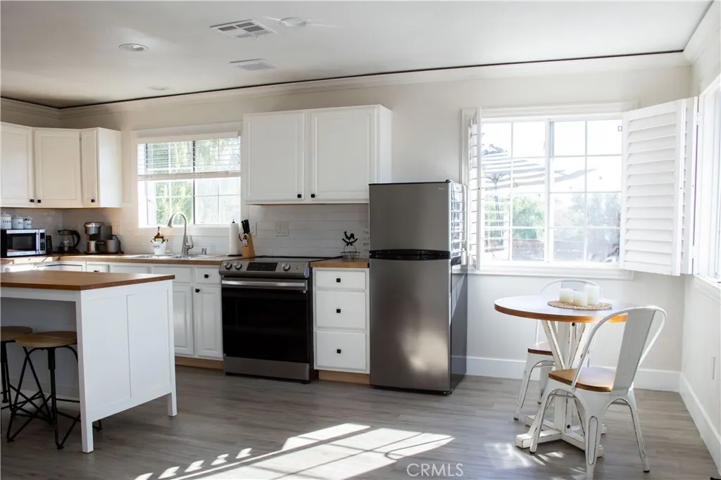 37645 Via De Los Arboles UNIT B, Temecula, CA, 92592