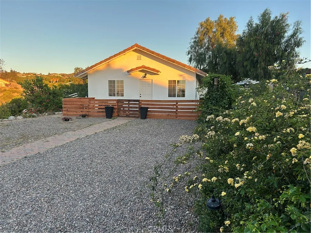 37645 Via De Los Arboles UNIT B, Temecula, CA, 92592