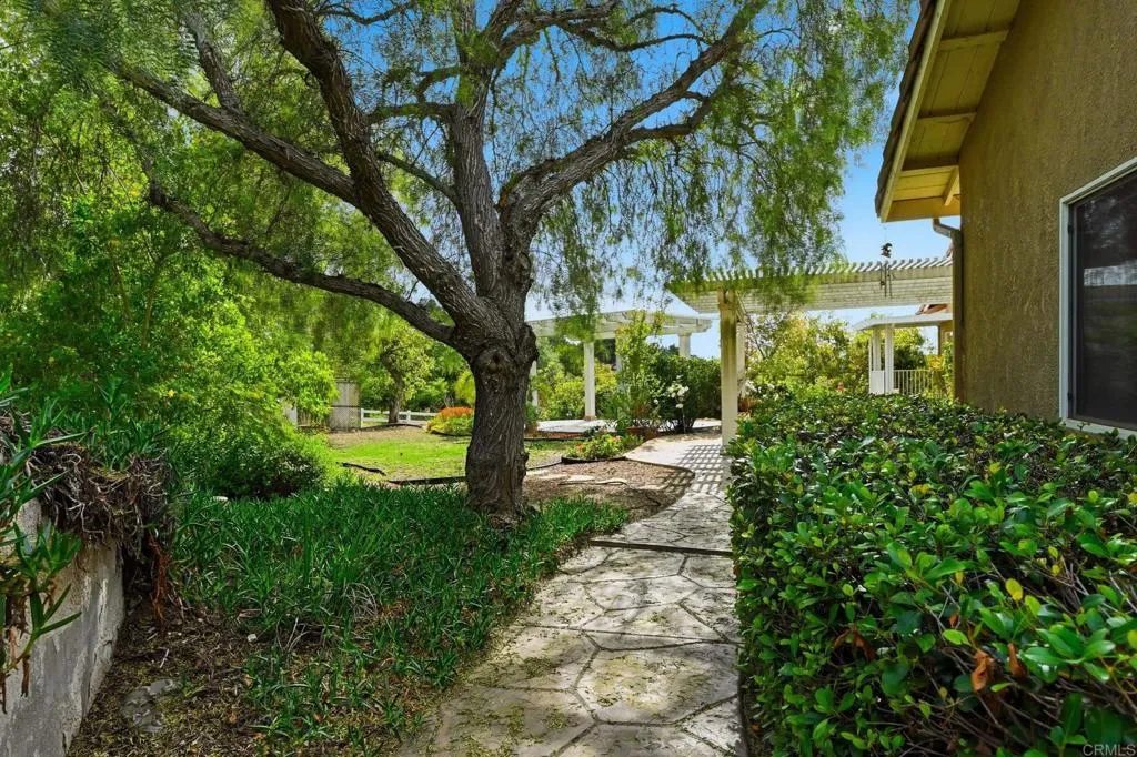 https://cdn.realtyfeed.com/cdn/127/306678450/05de00ae243a086eb7354770cb03fe62.webp
